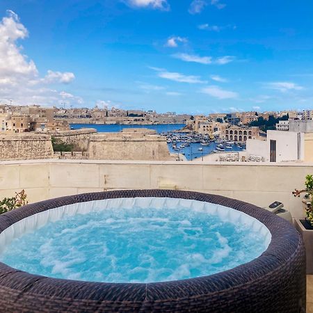 Valletta And Grand Harbour Lookout Kalkara Exterior photo